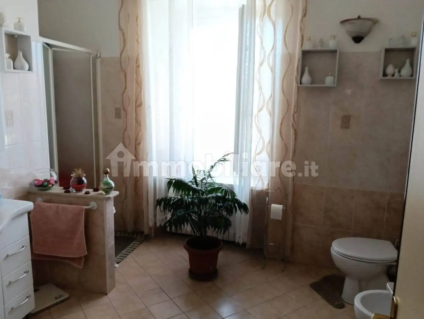 Quadrilocale ottimo stato, Benna - foto 5