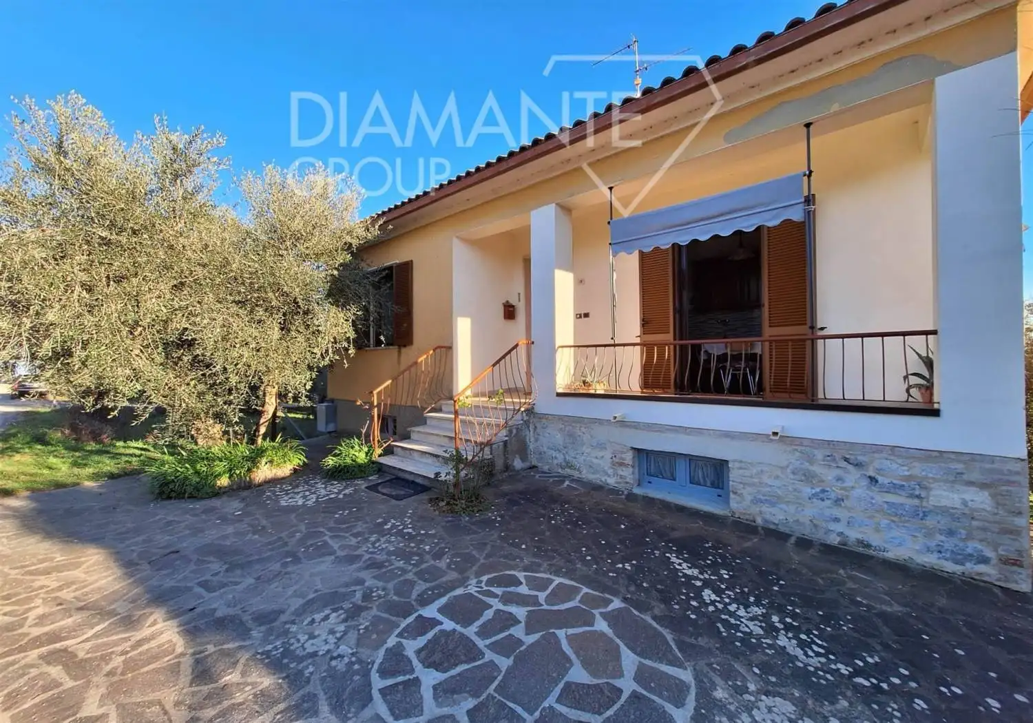 Casa indipendente in vendita a Castiglione del Lago