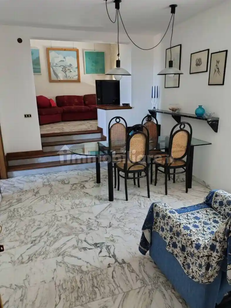 Appartamento in vendita a Luni