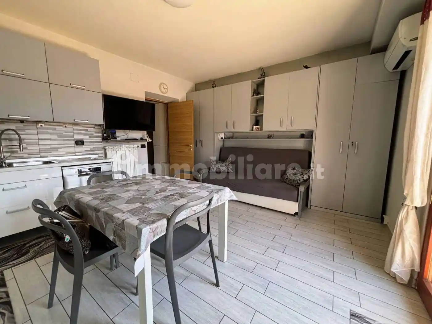 Quadrilocale ottimo stato, su più livelli, Altavilla Irpina - foto 2