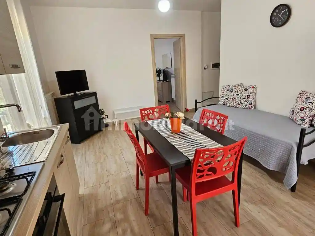 Bilocale via Genova 27, Semicentro, Campobasso - foto 4