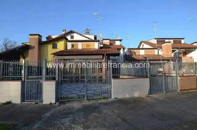 Villetta a schiera - foto 2