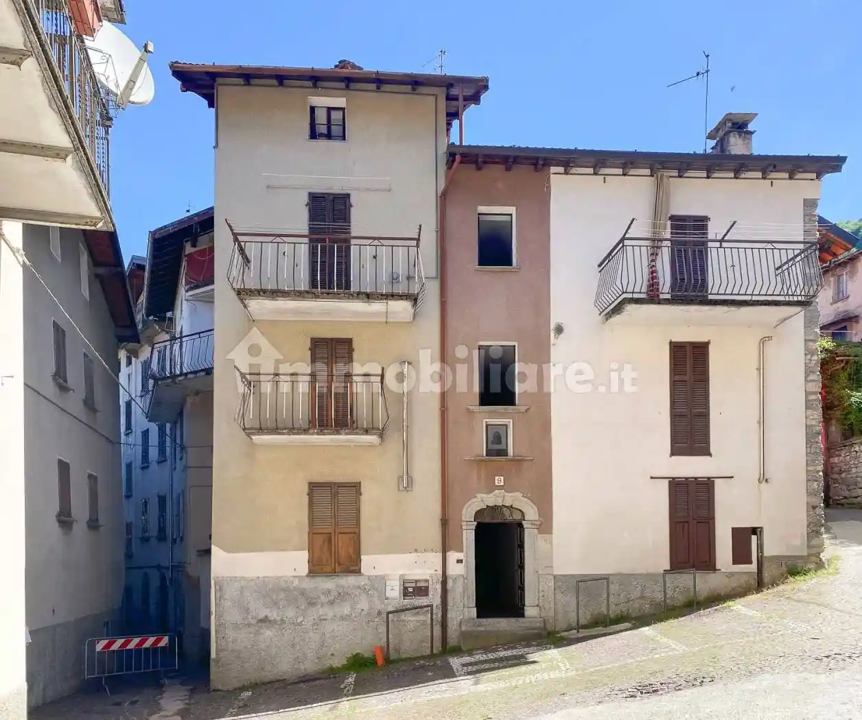 Appartamento in vendita a Schignano