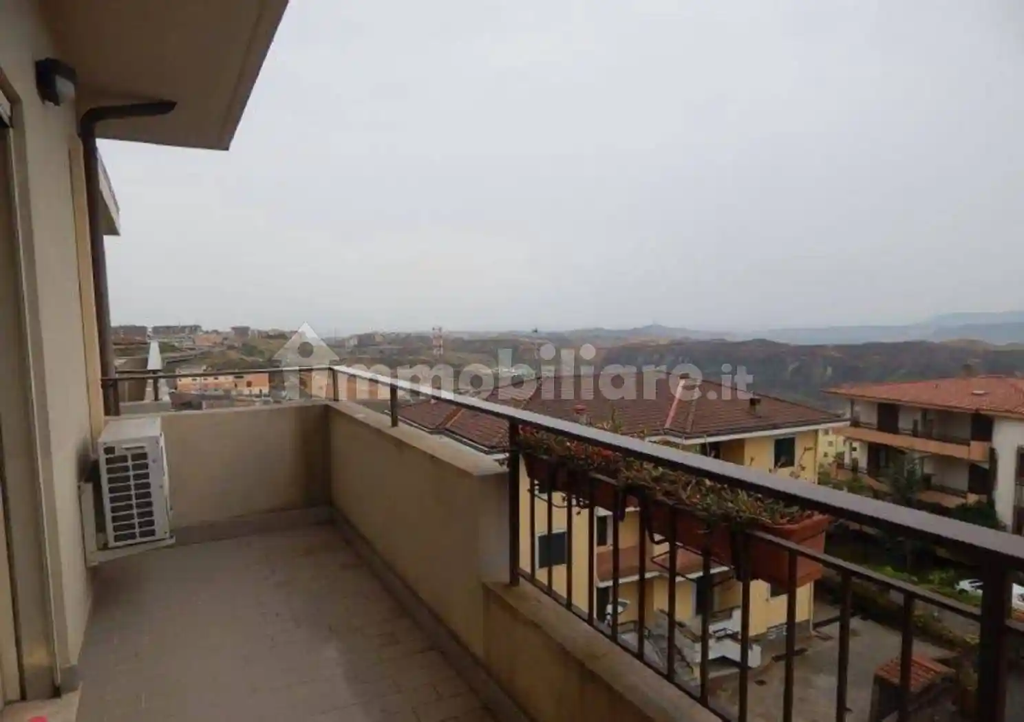 Quadrilocale viale Barlaam da Seminara, Mater Domini - Cavita, Catanzaro - foto 3