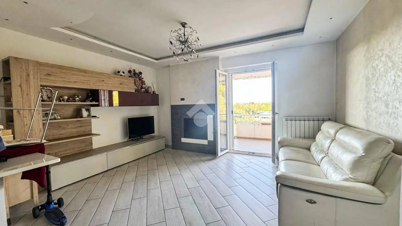 Appartamento in vendita a Longobardi