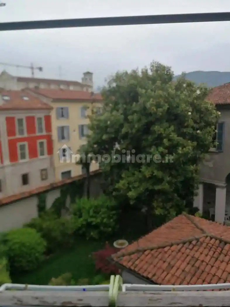 Appartamento in vendita a Brescia