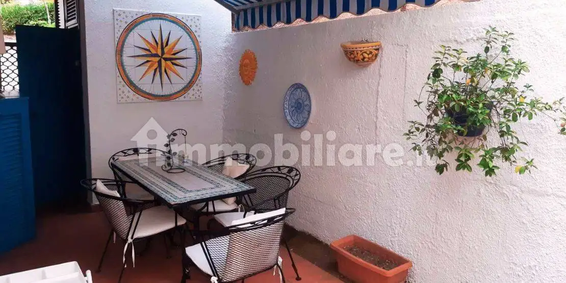 Appartamento in vendita a Sangineto