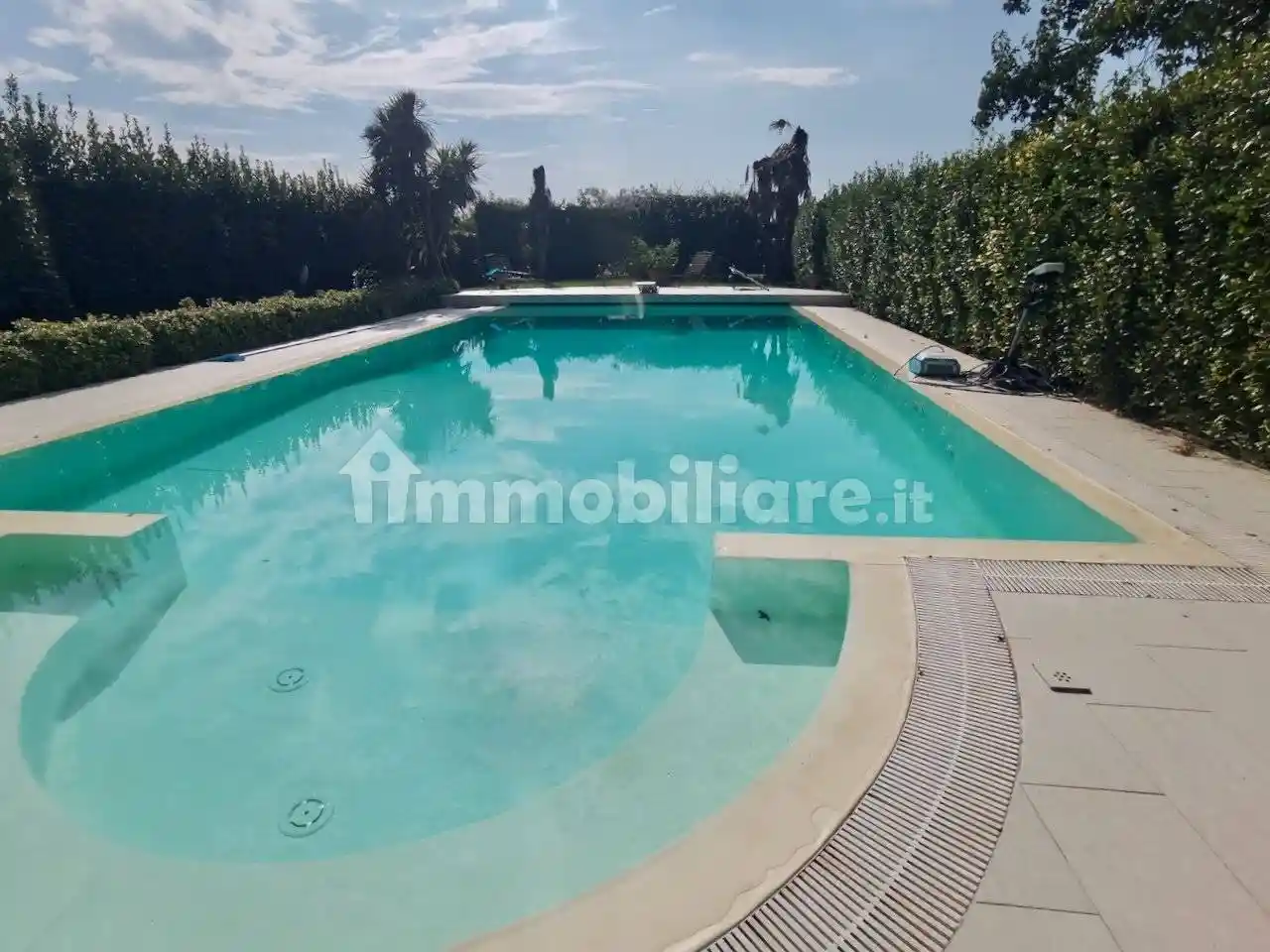 Rustico - Casale in vendita a San Giuliano Terme