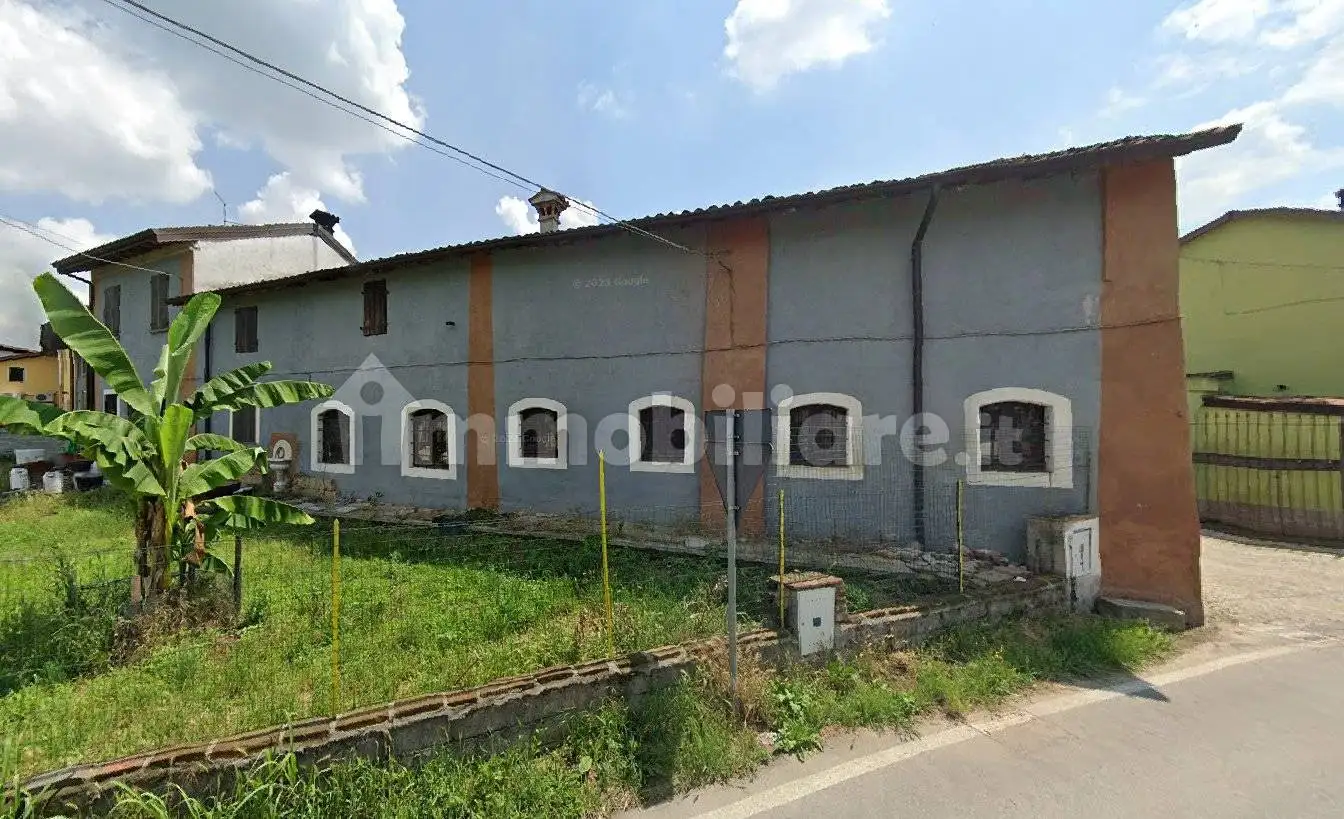 Rustico - Casale in asta a Castelvisconti