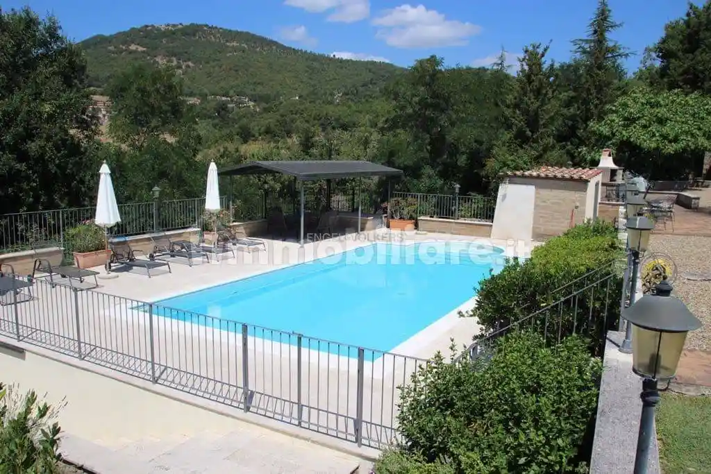 Villa in vendita a Sorano