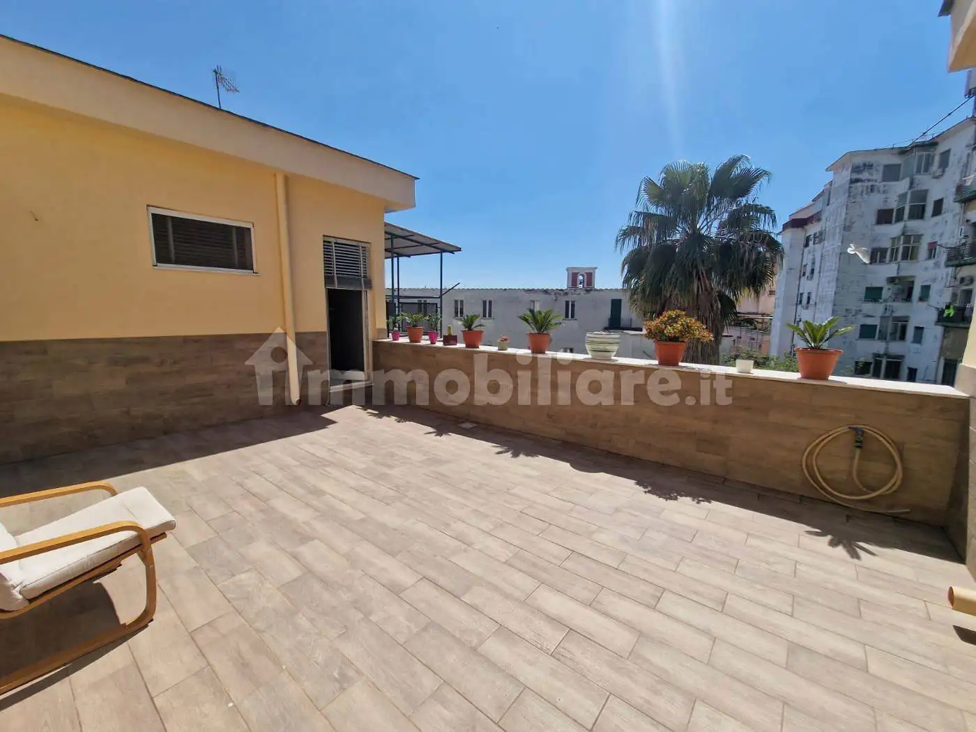 Appartamento in vendita a Napoli