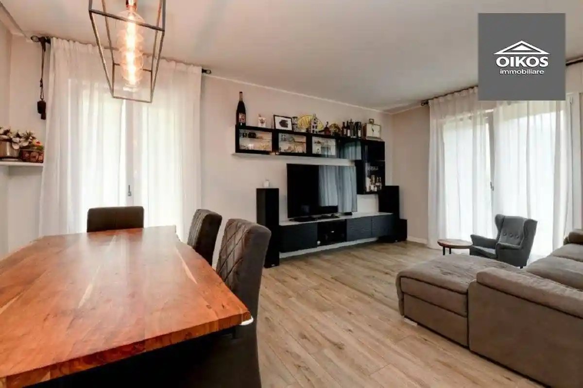 Appartamento in vendita a Desenzano del Garda