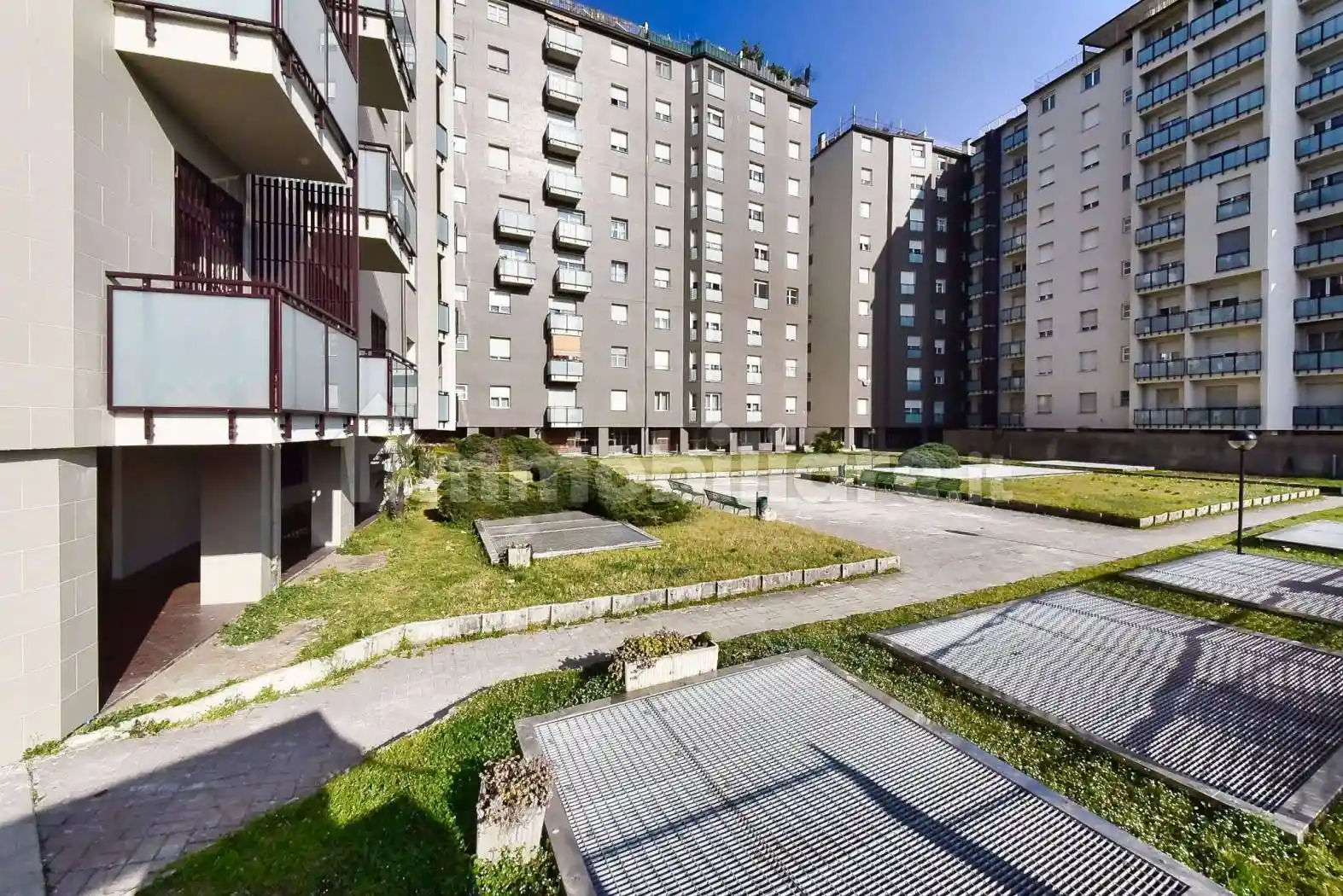 Appartamento in vendita a Rho