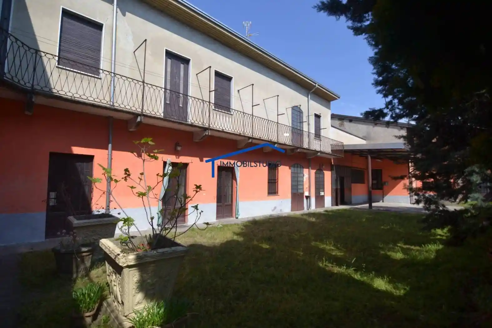 Villa in vendita a Magnago