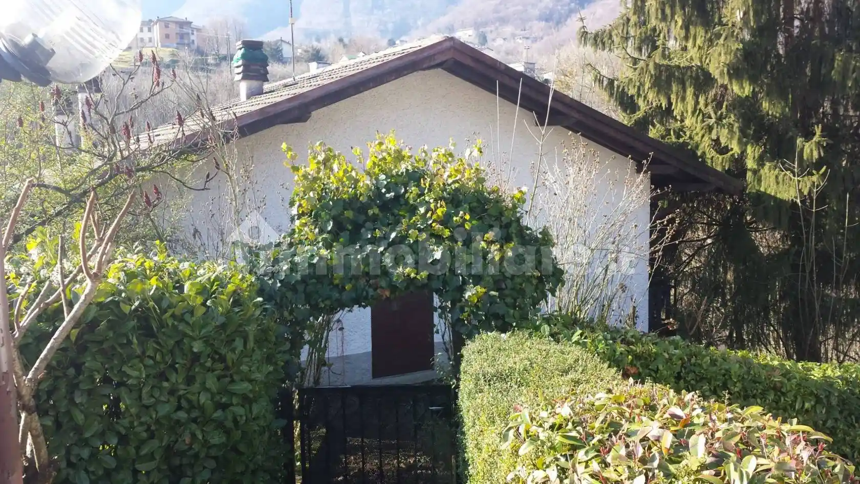 Villa in vendita a Sant'Omobono Terme