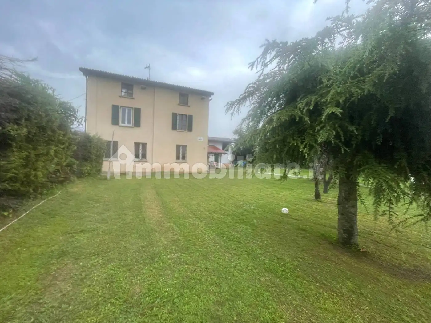 Rustico - Casale in vendita a Brescia