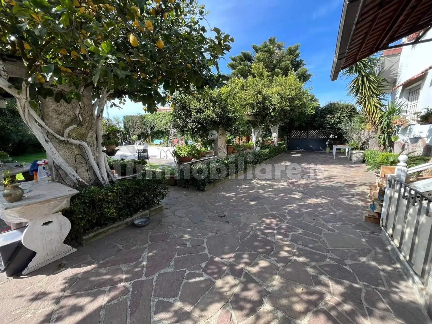 Villa in vendita a Giugliano in Campania