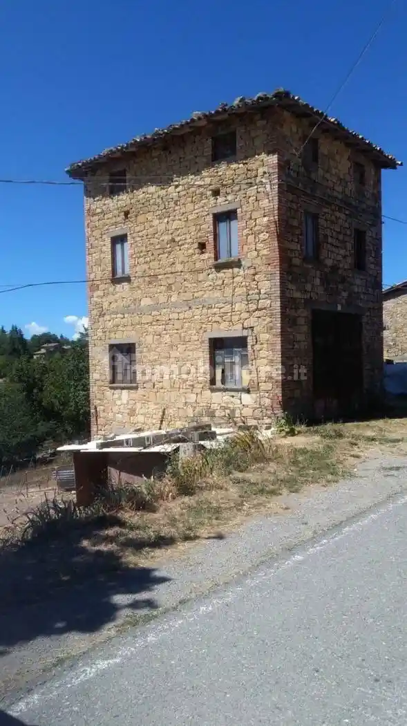 Rustico - Casale in vendita a Serramazzoni