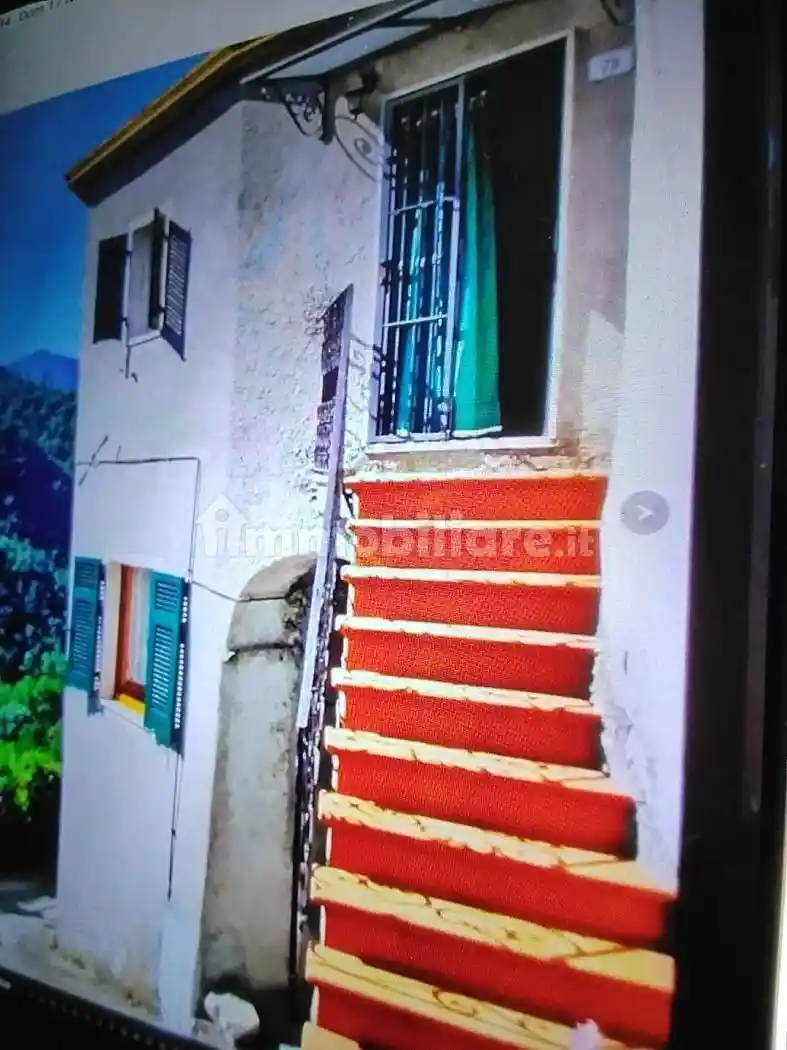 Casa indipendente in vendita a Fivizzano