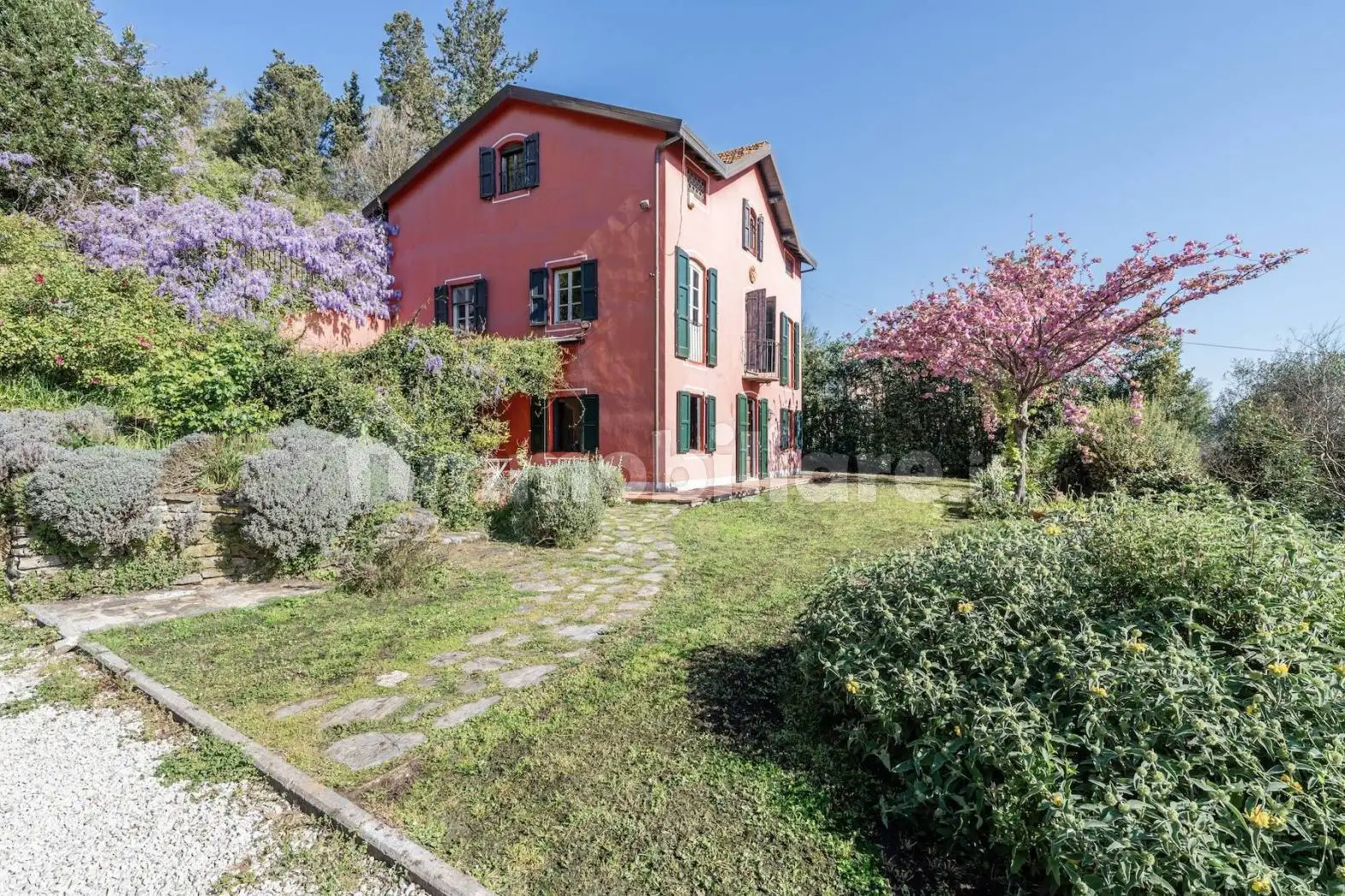 Villa in vendita a Lucca