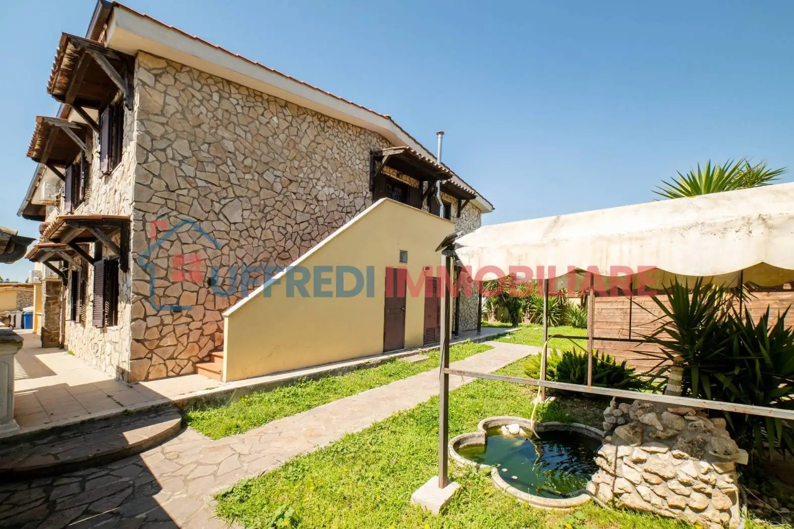 Villa in vendita a Ardea