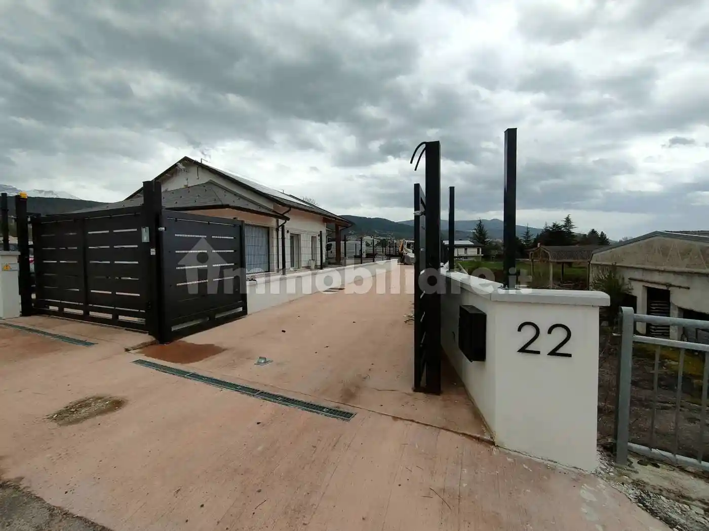 Villa bifamiliare, nuova, 190 m², Paganica - Tempera, L'Aquila - foto 2