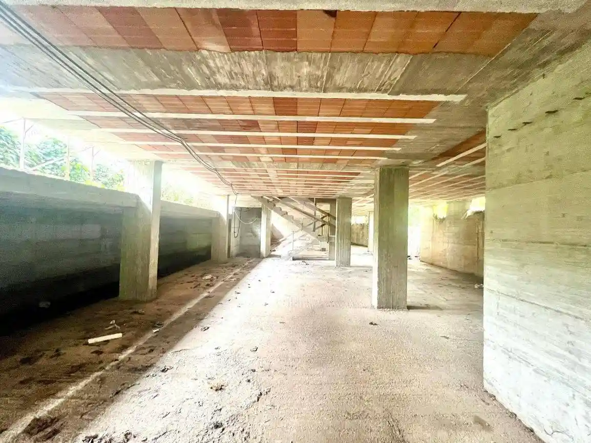 Palazzo - Edificio via della Tenuta di Torrenova 1, Tor Vergata, Roma - foto 5