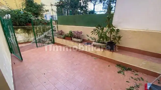 Appartamento in affitto a Procida