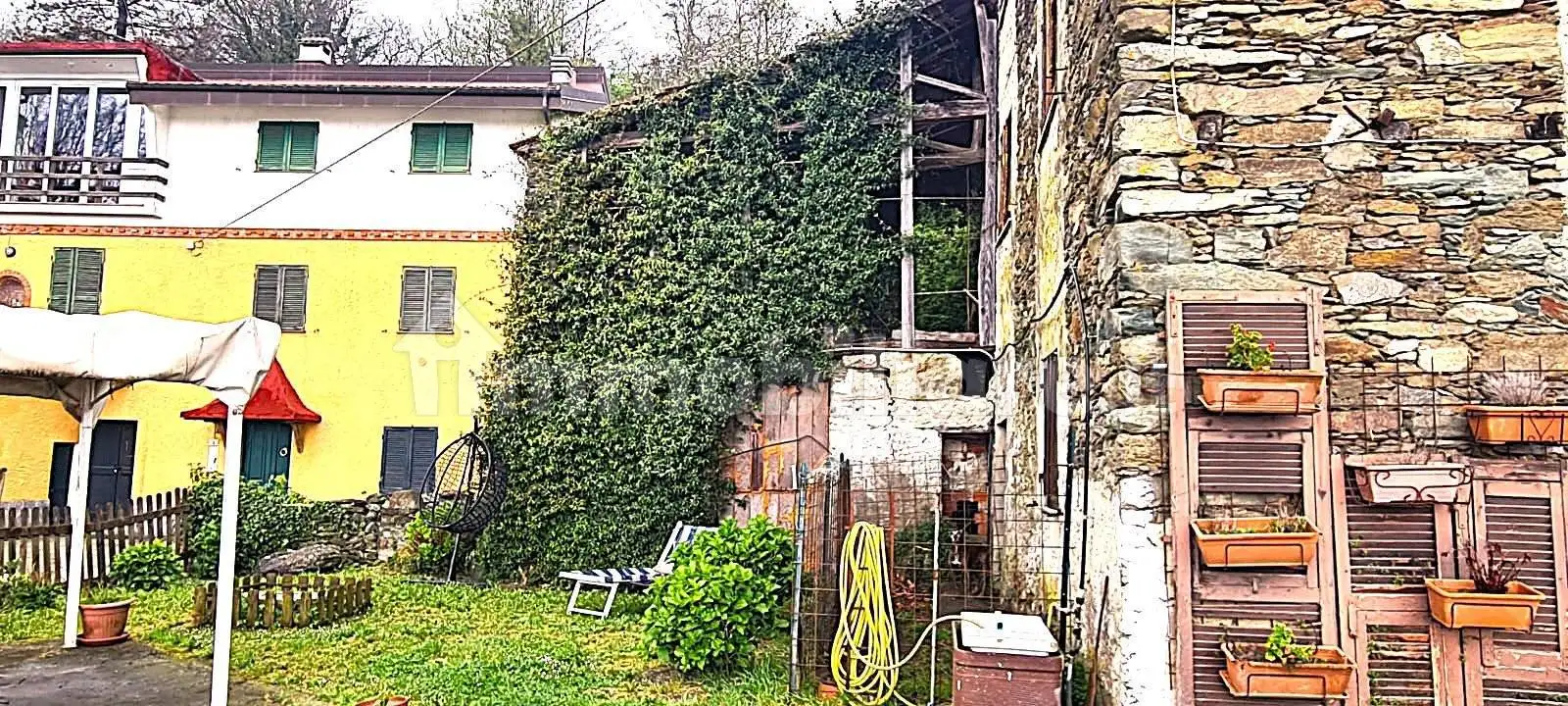 Rustico - Casale in vendita a Varazze