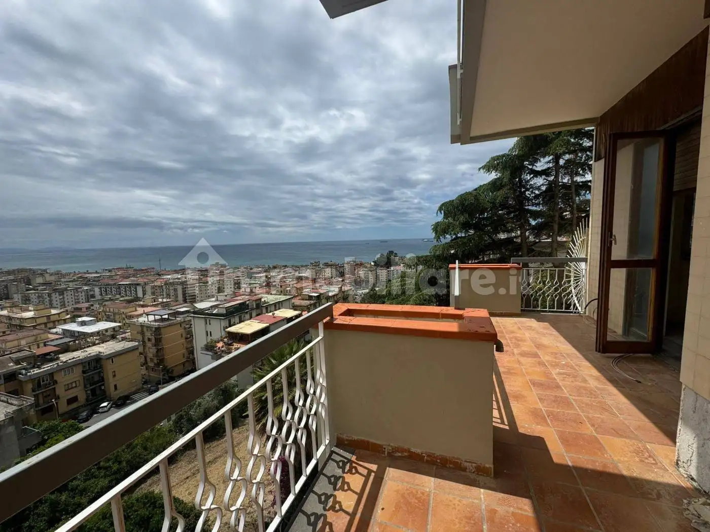 Appartamento in vendita a Salerno