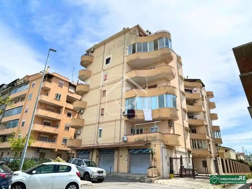 Trilocale via calveri, 57, Modena - San Giorgio Extra, Reggio Calabria - foto 2