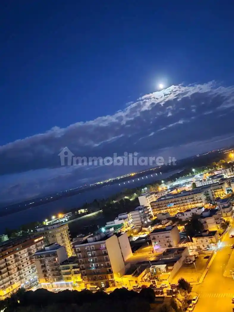 Appartamento in vendita a Taranto