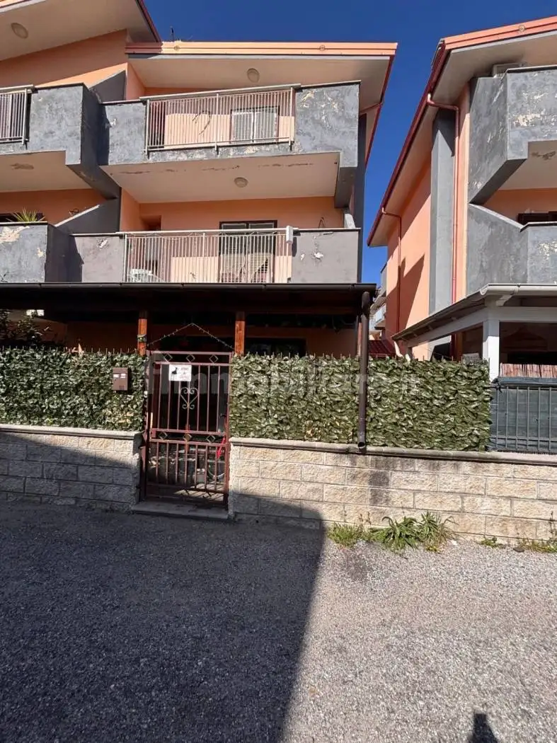 Villetta a schiera in vendita a Mendicino