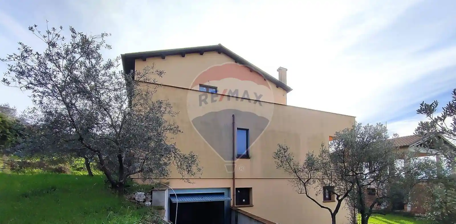 Villa in vendita a Trevi