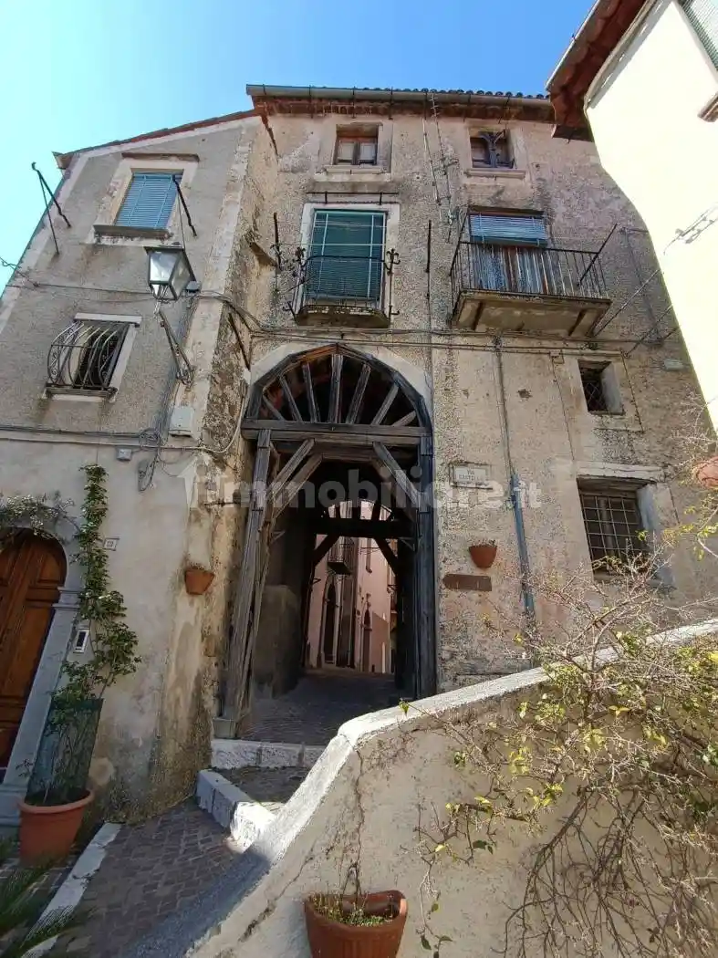 Casa indipendente in vendita a Rivello