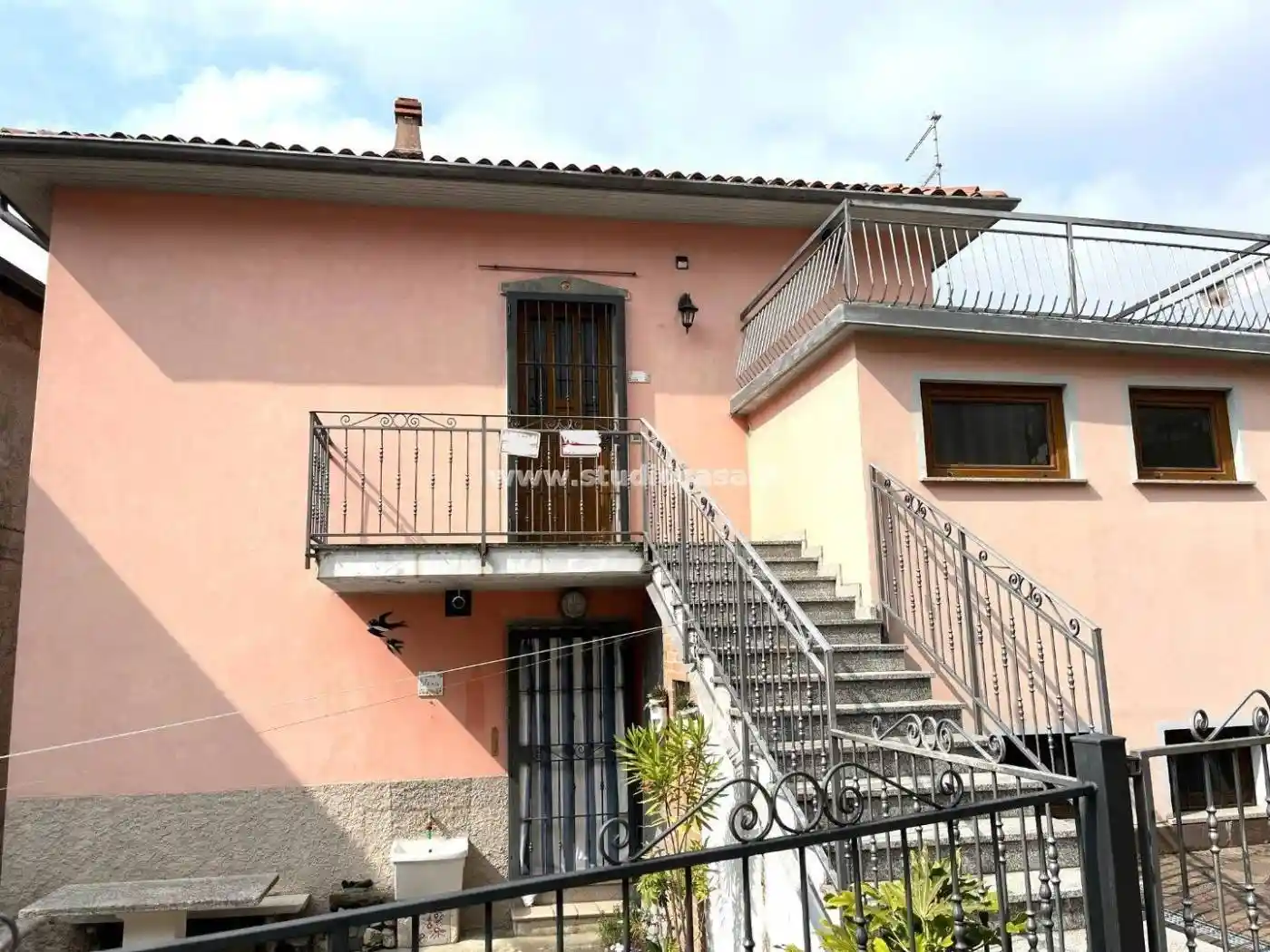 Appartamento in vendita a Costa Serina