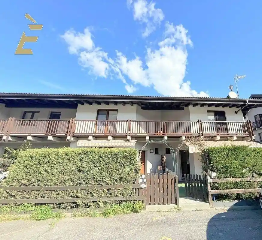 Villetta a schiera in vendita a Quart