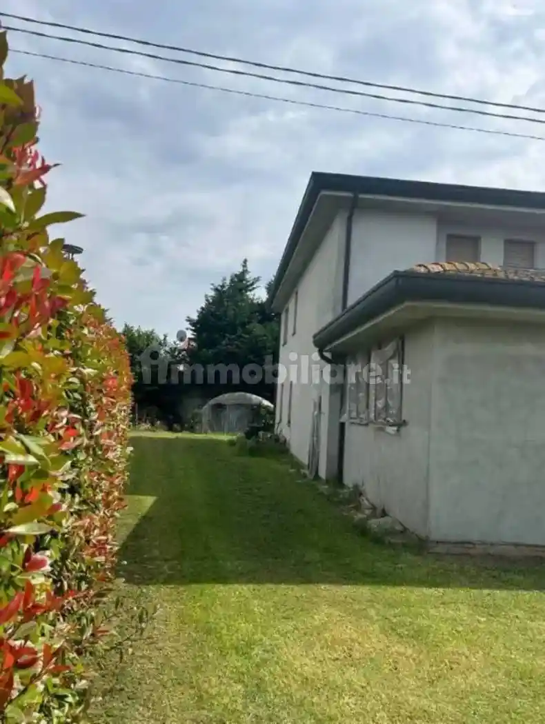 Villa a schiera via Martiri della Resistenza, Costa di Rovigo - foto 2