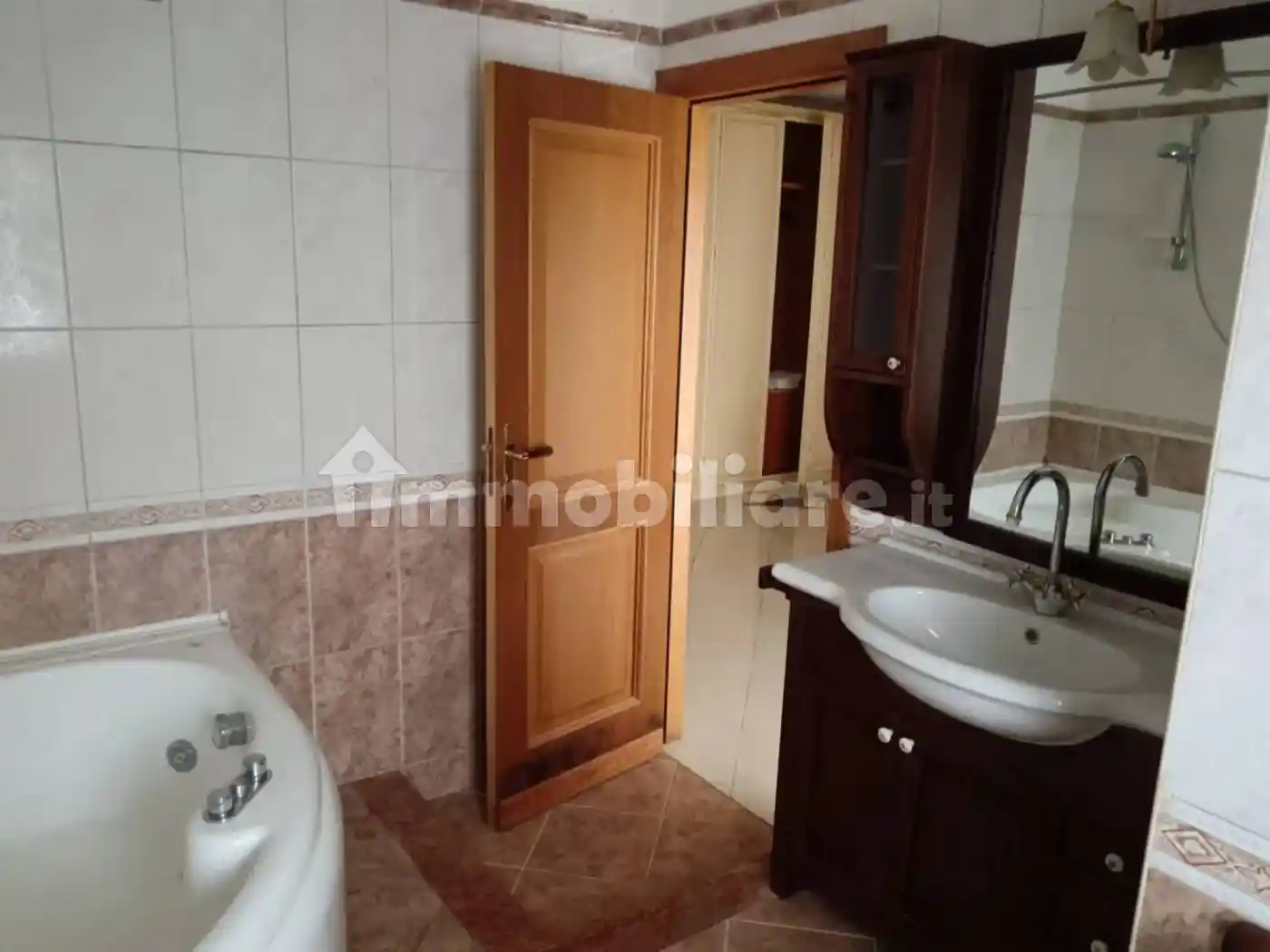 Trilocale via Pietro Badoglio, Cirò Marina - foto 3