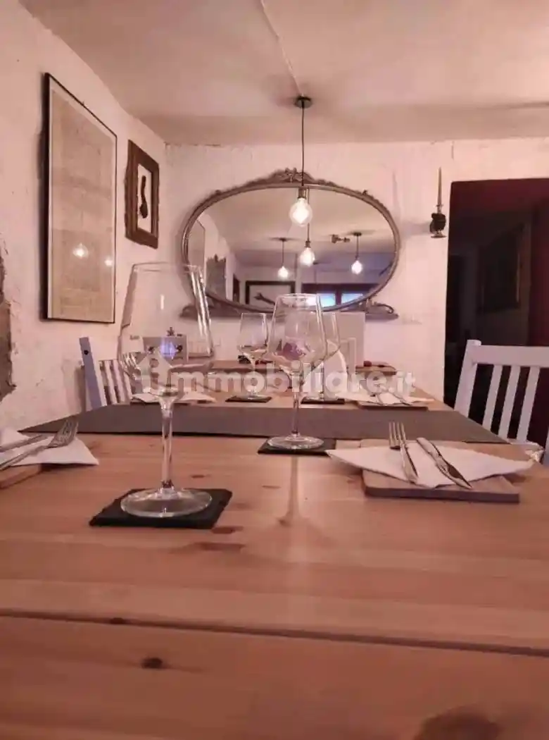 Villa in vendita a Fabbrica Curone