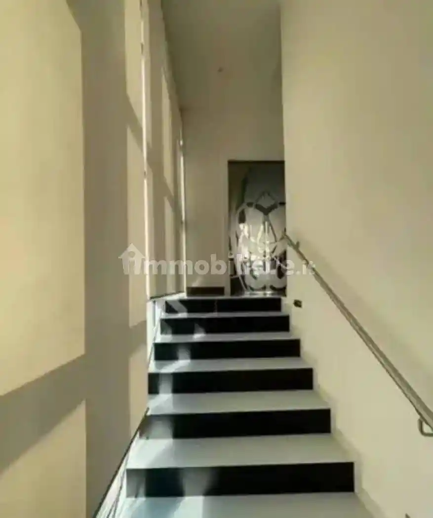 Palazzo - Edificio in Vendita - foto 2