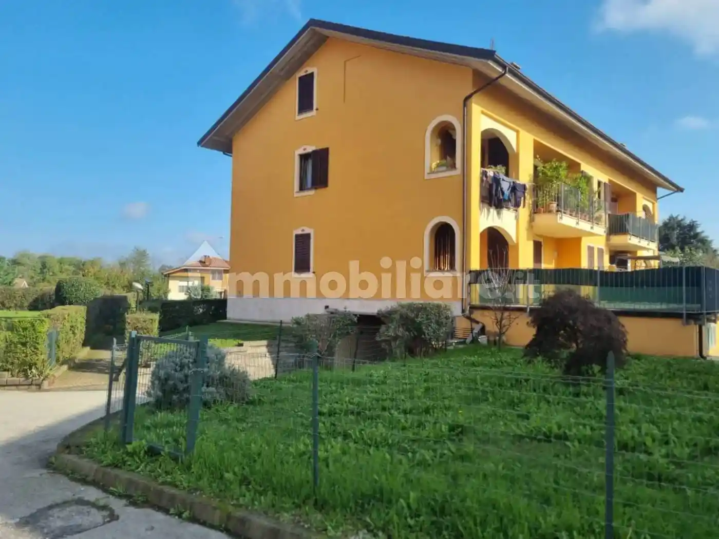 Appartamento in vendita a Carrù