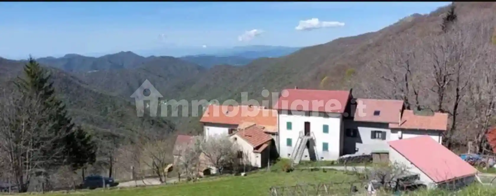 Casa indipendente in vendita a Torriglia