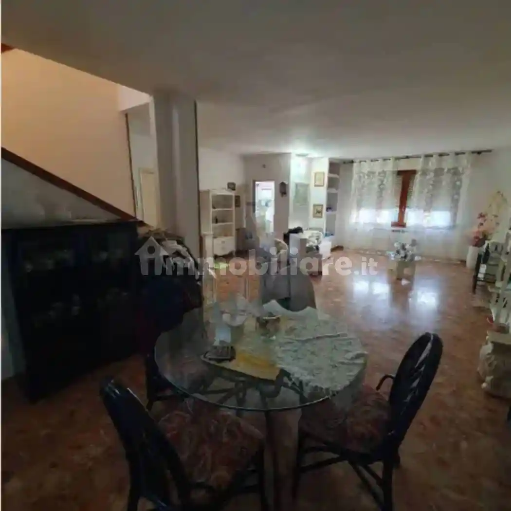 Villa in vendita a Piombino