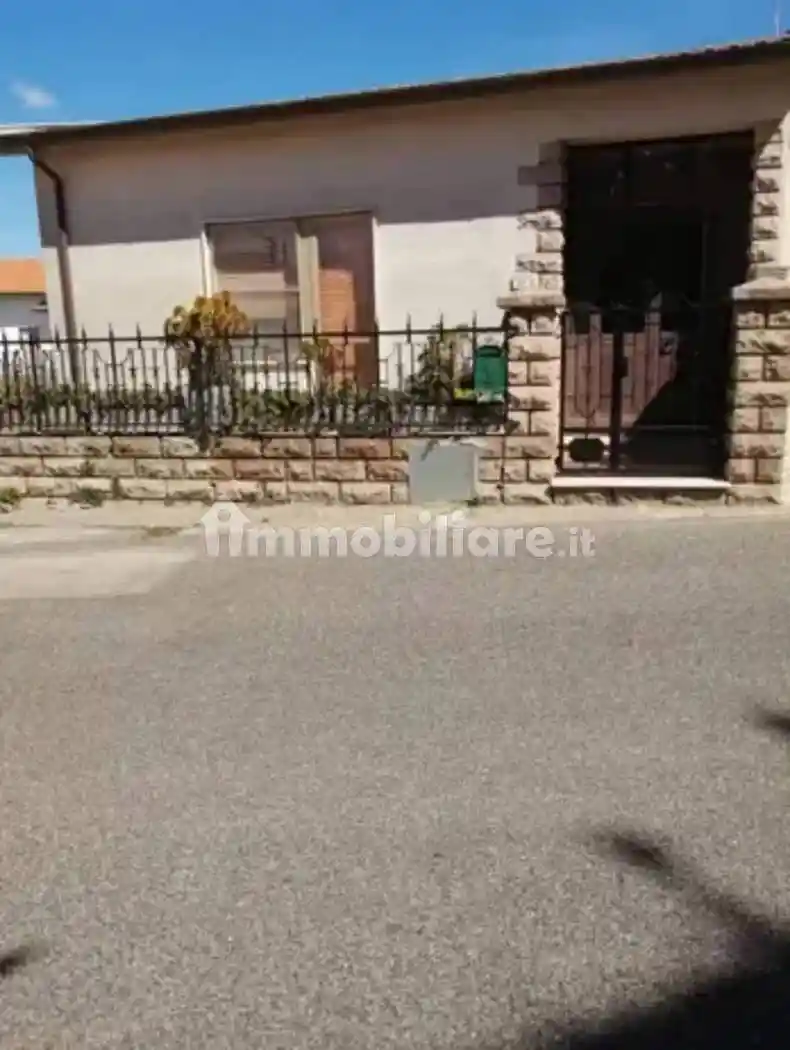 Terratetto unifamiliare via Vittorio Emanuele, Cossoine - foto 5