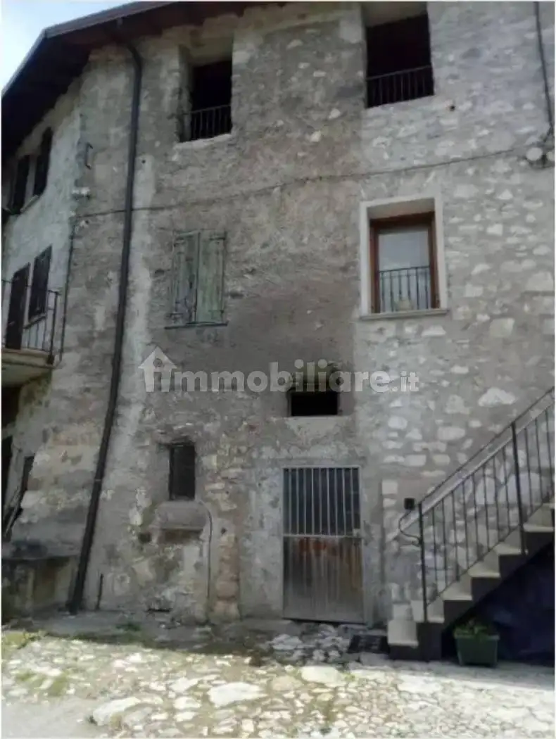 Appartamento in vendita a Bienno