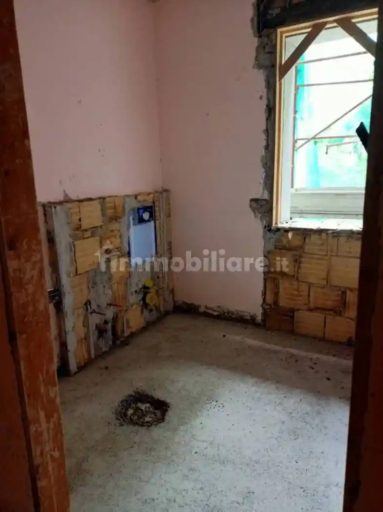 Terratetto unifamiliare piazza Giuseppe Garibaldi, Centro, Loreto Aprutino - foto 5