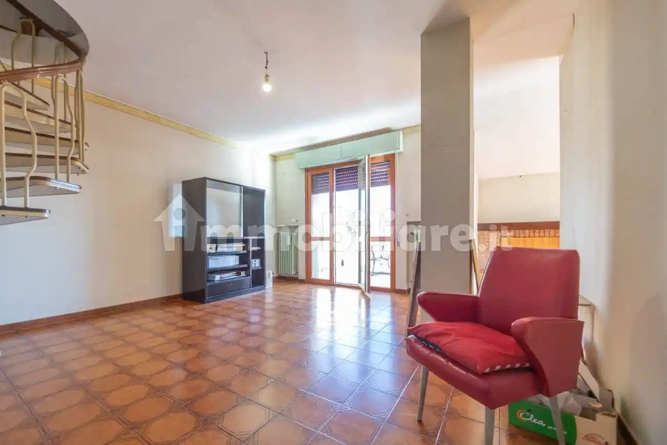 Attico Contrada Paterno 49, Centro, Loreto Aprutino - foto 2