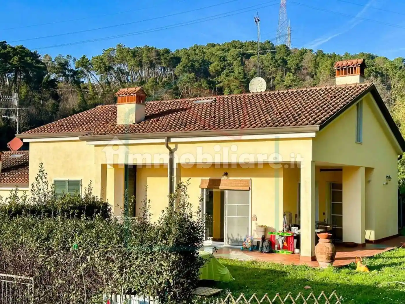 Villa in vendita a Sarzana