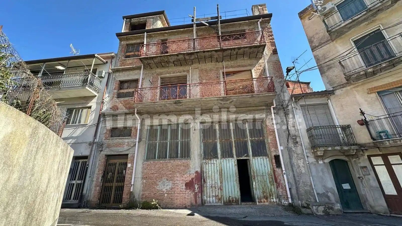 Casa indipendente in vendita a Francavilla di Sicilia
